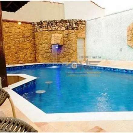 Buy this 5 bed house on Avenida Engenheiro Fábio Roberto Barnabé in Centro, Indaiatuba - SP