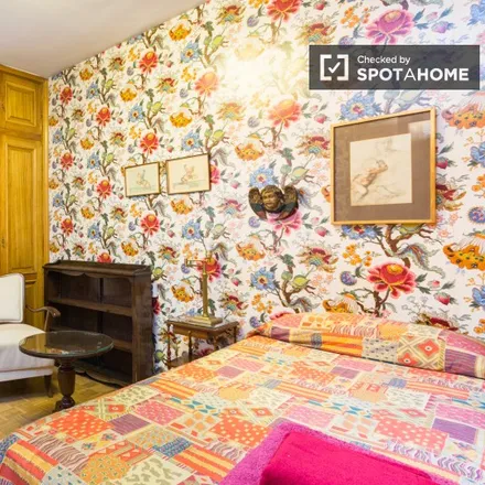 Rent this 4 bed room on Madrid in Calle de Maldonado, 22 B