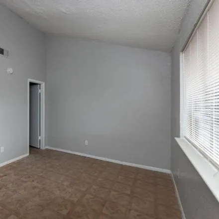 Image 7 - 12015 Tambourine Drive, Houston, TX 77477, USA - House for rent