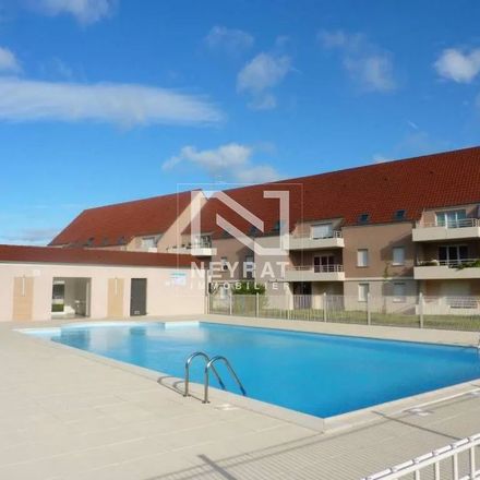 Rent this 2 bed apartment on La Galafre in 71240 Varennes-le-Grand, France