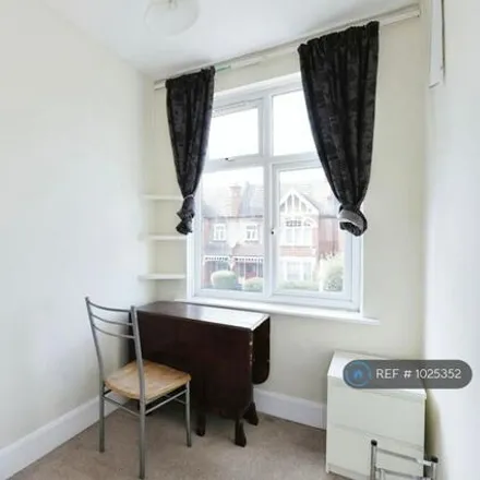 Image 6 - Stroud Road, Durnsford Road, London, SW19 8DS, United Kingdom - House for rent