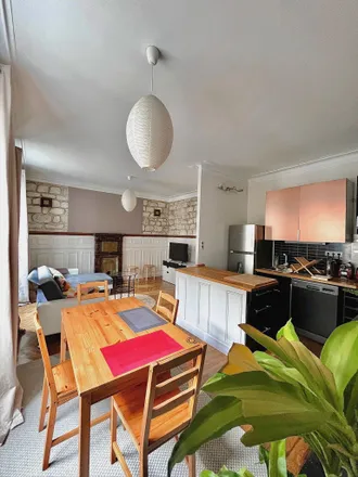 Rent this 3 bed apartment on 24 Rue Allard in 94160 Saint-Mandé, France