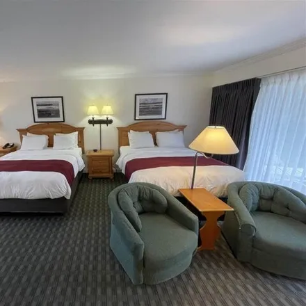 Image 8 - Weathervane Terrace Inn & Suites, Pine River Lane, Charlevoix, MI 49720, USA - Condo for sale