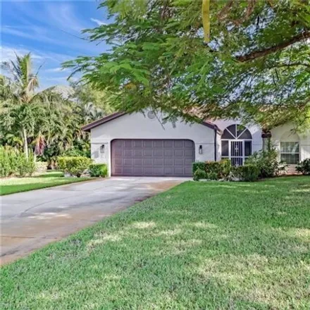 Buy this 3 bed house on 5599 Foxhunt Way in Collier County, FL 34104