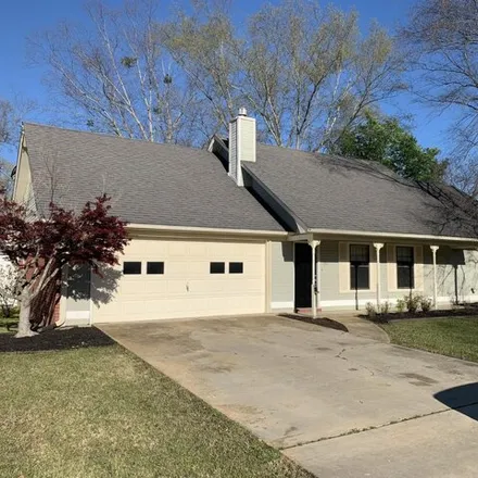 Buy this 3 bed house on 129 Westwood Circle in Saltillo, MS 38866