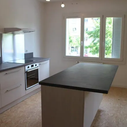 Rent this 4 bed apartment on 46 Boulevard Maréchal Foch in 38000 Grenoble, France
