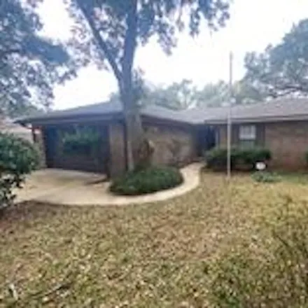 Rent this 3 bed house on 7733 Tippin Avenue in Pensacola, FL 32514