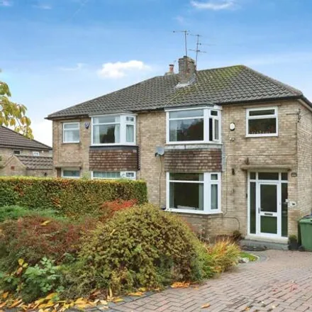 Buy this 4 bed duplex on Wollaton Road in Sheffield, S17 4LF