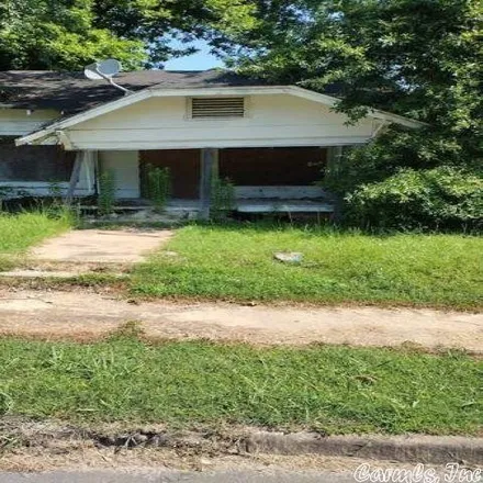 Buy this 1 bed house on 1299 South Magnolia Street in Pine Bluff, AR 71603