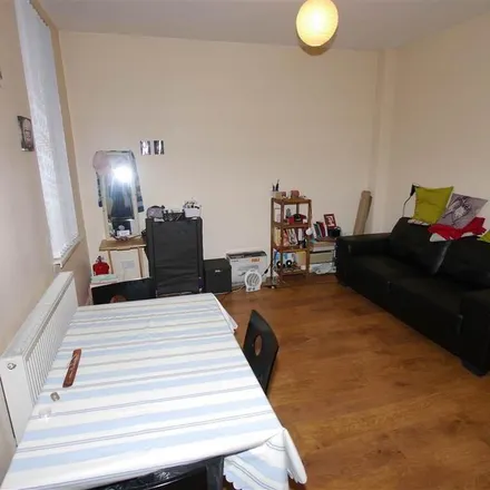 Rent this 1 bed apartment on Thorndale Avenue in Belfast, BT14 6BL
