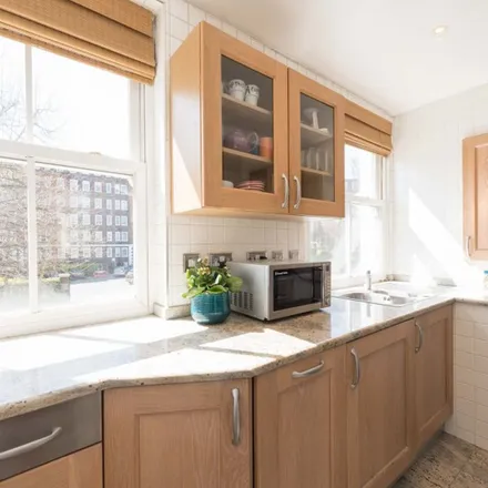 Image 2 - 56 Haverstock Hill, Primrose Hill, London, NW3 2BH, United Kingdom - Apartment for rent