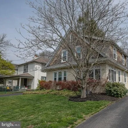 Image 1 - 541 Barrett Avenue, Bryn Mawr, Lower Merion Township, PA 19041, USA - House for sale