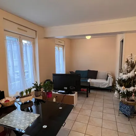 Image 5 - L'immobilière de Maintenon, Rue du Maréchal Maunoury, 28130 Maintenon, France - Apartment for rent