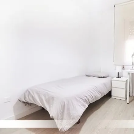 Rent this 3 bed room on Calle Porvenir in 41005 Seville, Spain
