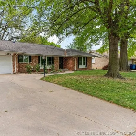 Image 2 - 5423 S 72nd East Ave, Tulsa, Oklahoma, 74145 - House for sale