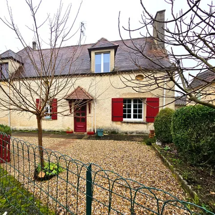 Buy this 5 bed house on Rue du Bourg Est in 24150 Varennes, France