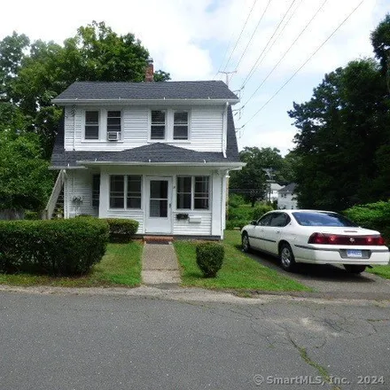 Image 3 - 39 Sagamore Ave, Waterbury, Connecticut, 06708 - House for sale
