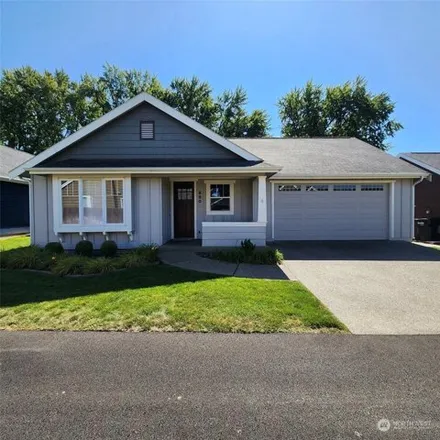 Buy this 3 bed house on 880 Southeast 8th Street in College Place, Walla Walla County