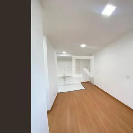 Rent this 2 bed apartment on Avenida Itaóca in Bonsucesso, Rio de Janeiro - RJ