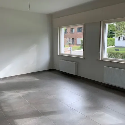 Rent this 3 bed apartment on Renaat De Rudderstraat 12 in 9041 Ghent, Belgium