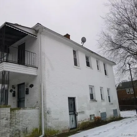 Buy this 4 bed house on 14001 Montrose Street in Detroit, MI 48227