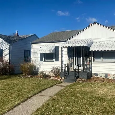Rent this 3 bed house on 1645 East George Avenue in Hazel Park, MI 48030