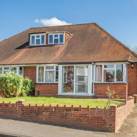 Buy this 3 bed house on 14 Manor Road in Guildford, GU2 9NE