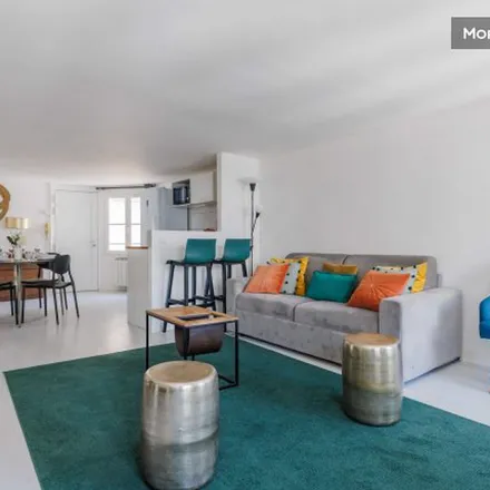 Rent this 2 bed apartment on 5 Rue de Louvois in 75002 Paris, France