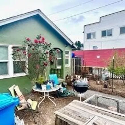 Image 7 - 730 Locust Street, Garberville, Humboldt County, CA 95542, USA - House for sale