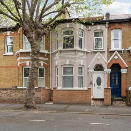 Image 1 - 74 Malvern Road, London, E11 3DJ, United Kingdom - Townhouse for sale