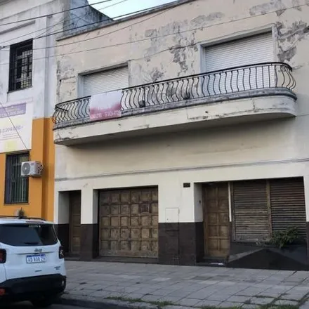 Buy this 3 bed house on Camino General Belgrano 1070 in Partido de Avellaneda, 1869 Gerli
