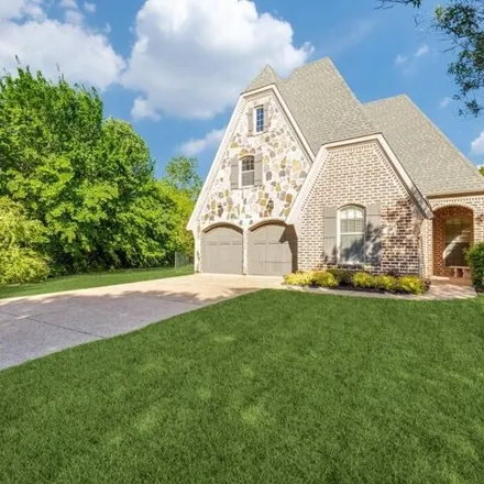 Rent this 3 bed house on 643 Creekview Lane in Colleyville, TX 76034