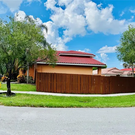 Image 2 - 406 Vista Verdi Road, Davie, FL 33325, USA - House for sale