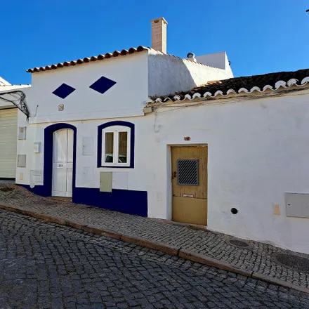 Rent this 2 bed townhouse on Rua Dom Afonso III 3 in 8300-111 Silves, Portugal