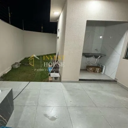 Buy this 3 bed house on Avenida Elias Oliveira Farias in Jardim Ibirapuera, Anápolis - GO