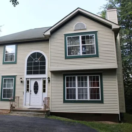 Rent this 4 bed house on Sioux Court in Tobyhanna Township, PA 18334