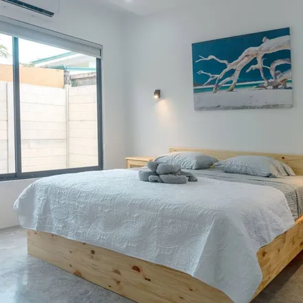 Rent this 6 bed house on Estacion de Servicio Sámara in Vía 150, Provincia Guanacaste