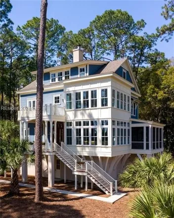 Buy this 5 bed house on Front Light Walk in Beaufort County, SC 29938