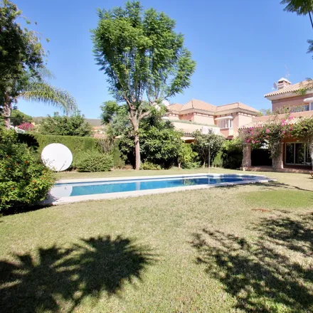 Buy this 4 bed house on Farmacia Aloha in Calle del Califa, 29660 Marbella