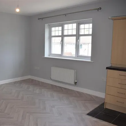 Image 3 - unnamed road, Darlaston, WS10 8NB, United Kingdom - Apartment for rent