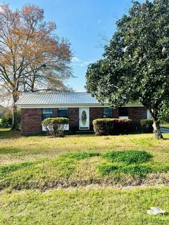 Buy this 3 bed house on 1180 James Street in Douglas, GA 31533