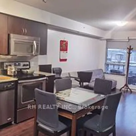Image 3 - Chalmers Road, Highway 7, Richmond Hill, ON L4B 3N2, Canada - Apartment for rent