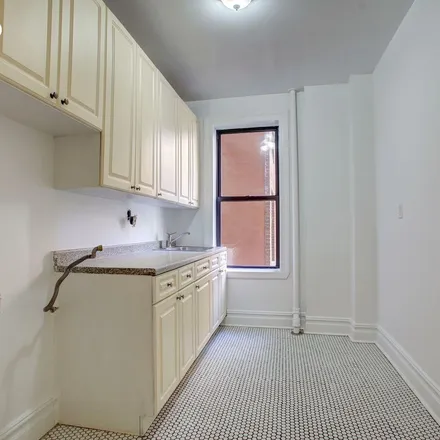 Rent this 2 bed apartment on 511 West 169th Street in New York, NY 10032