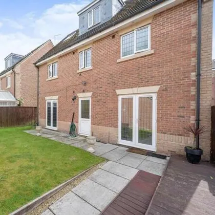 Buy this 5 bed house on Apple Tree Way ,bessacarr in Doncaster, South Yorkshire