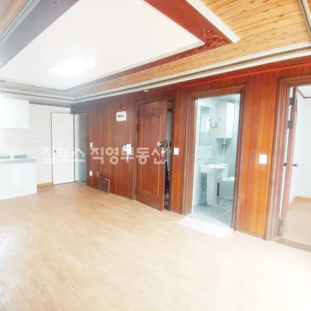 Rent this 3 bed apartment on 서울특별시 서초구 서초동 1628-49