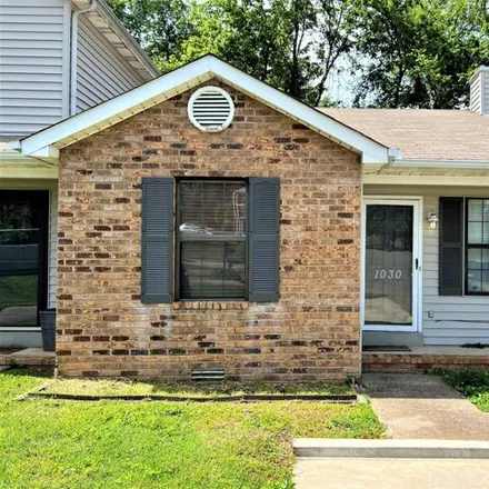 Rent this 2 bed house on 1098 Silver Court in Murfreesboro, TN 37130