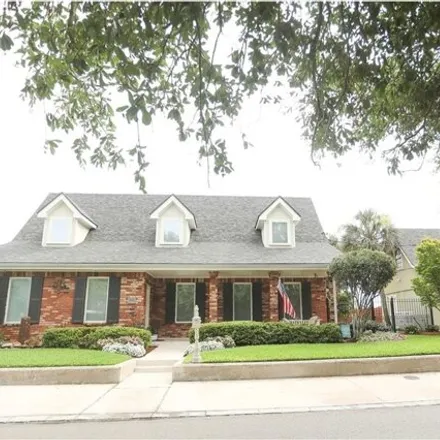 Buy this 3 bed house on 9101 Rosedown Place in Jefferson Parish, LA 70123
