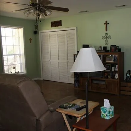 Image 7 - 79 Mar-Ree Drive, Laurel, MS 39440, USA - House for sale