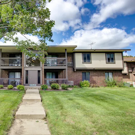 Rent this 2 bed condo on 590 Somerset Lane in Crystal Lake, IL 60014