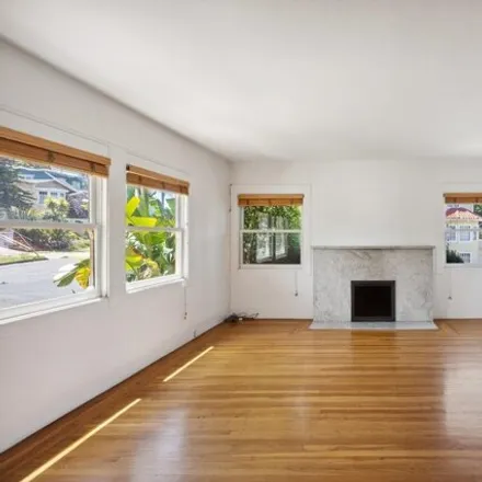 Image 4 - 1100 Bayview Ave, Oakland, California, 94610 - House for sale